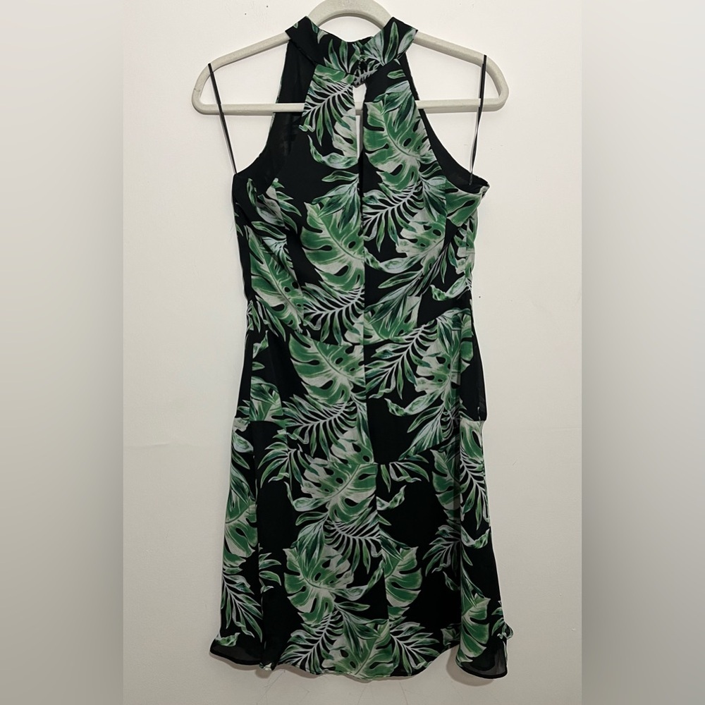Belle Vere Tropical Leaf Halter Dress Green Black Size 4 Resort Summer - Picture 8 of 14